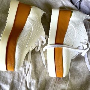 Shoedazzle platform oxford shoes